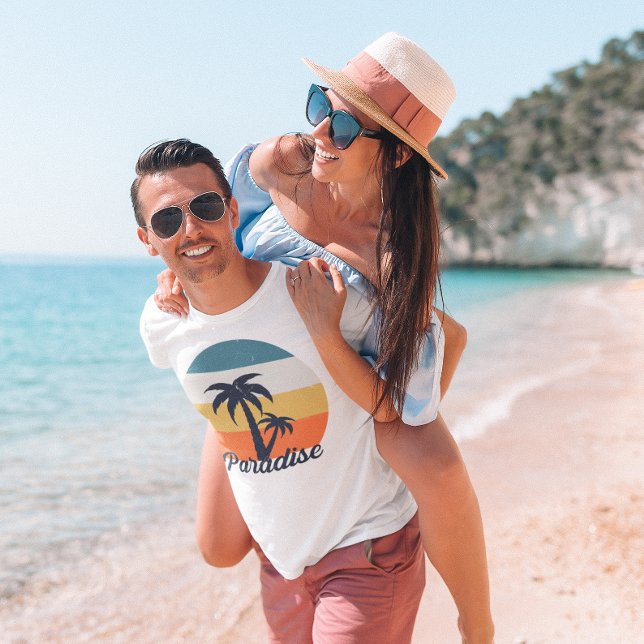 Camiseta Paraíso de Parejas (Couples enjoying their honeymoon)