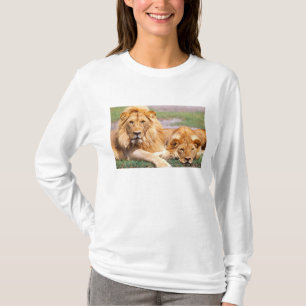 Camiseta Pareja de Leones Africanos, Panthera leo, Tanzania