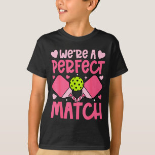 Camiseta Pareja de pickleball Were A Match Paddle Hearts Va