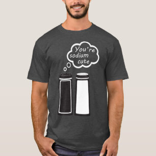 Camiseta Pareja de sodio química linda amor sal y pimienta