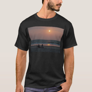 Camiseta Pareja en la playa al atardecer