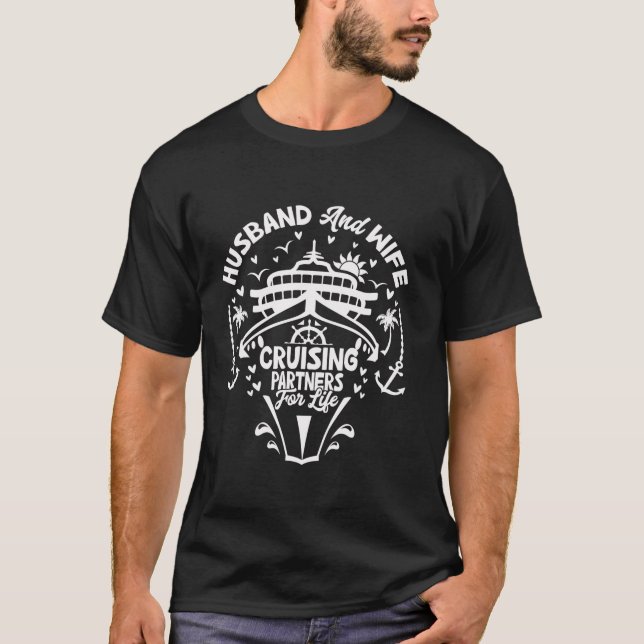Camiseta Parejas divertidas Cruise 2024 Vacation Husband an (Anverso)