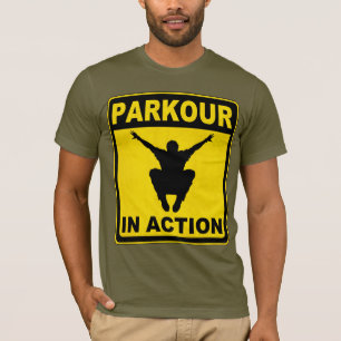 Camiseta Parkour en letrero de la acción
