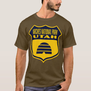 Camiseta Parque nacional Arcos Utah Bandera Retro Escudo Az