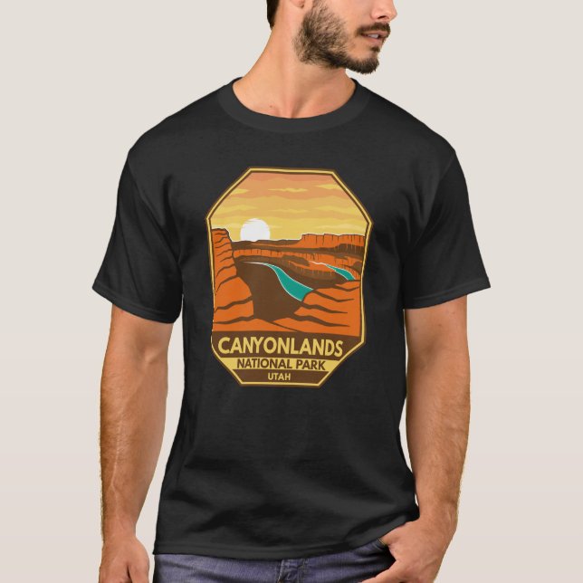 Camiseta Parque nacional Canyonlands Sunset Retro Emblem (Anverso)