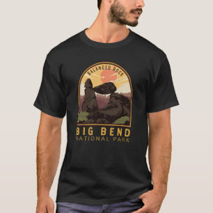 Camiseta Parque nacional de Badlands Balancing Rock Emblem