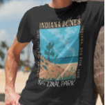 Camiseta Parque nacional de las dunas de Indiana Vintage co<br><div class="desc">Diseño de arte vectorial Indiana Dunes. El parque es un parque nacional de los Estados Unidos situado en el noroeste de Indiana y gestionado por el Servicio de Parques Nacionales.</div>