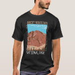 Camiseta Parque nacional de las Montañas Rocosas con proble<br><div class="desc">Diseño de arte vectorial de las Montañas Rocosas. El parque es conocido por la carretera Trail Ridge y la ruta Old Fall River,  que atraviesa los bosques de álamos y ríos.</div>