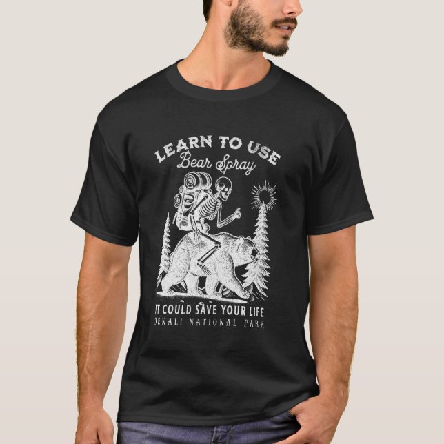 Camiseta Parque nacional Denali Bear Spray Funny Campi de s (Anverso)
