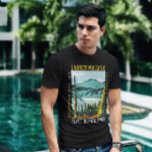 Camiseta Parque nacional volcánico de Lassen<br><div class="desc">Diseño de arte vectorial volcánico lassen. El parque es rico en sitios hidrotermales como Bumpass Hell,  con sus acres de burbujas de barro.</div>