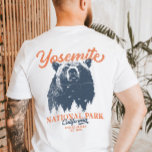 Camiseta Parque nacional Yosemite Grizzly Bear California<br><div class="desc">¿Listo para embarcarse en su próxima aventura al aire libre? Esta camiseta del Parque Nacional Yosemite es una elección perfecta. Con un audaz oso negro y pintoresco paisaje forestal, esta camisa le inspirará a explorar y abrazar la naturaleza. Descansa tu explorador interior y no te pierdas esta oportunidad de llevar...</div>