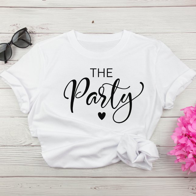 Camiseta Partido Cute Bachelorette (Celebrate the bride-to-be in fun and style at her bachelorette party)
