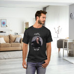 Camiseta Partido de solteros de fotografía blanca negra de<br><div class="desc">Personalice y agregue una foto al marco circular. ¡Agrega un nombre</div>