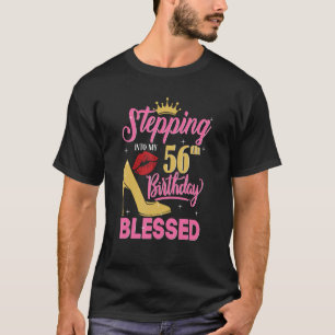 Camiseta Pasando a mi 56° cumpleaños, benditas mujeres