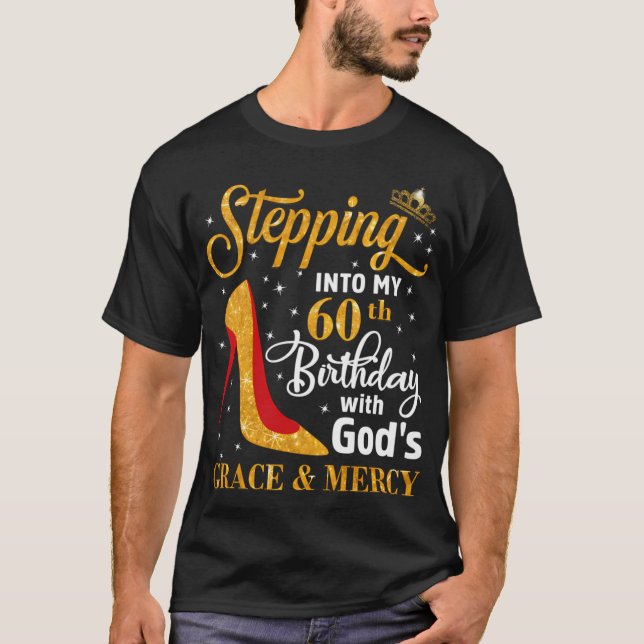 Camiseta Pasar A Mi 60 Con La Gracia De Dios. (Anverso)
