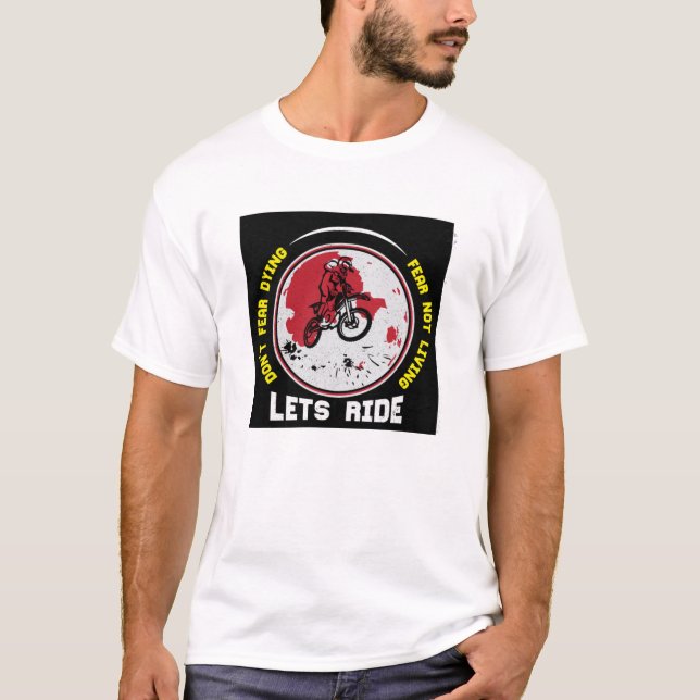 Camiseta Pasemos por el intrépido Red Dirt Biker Tee (Anverso)