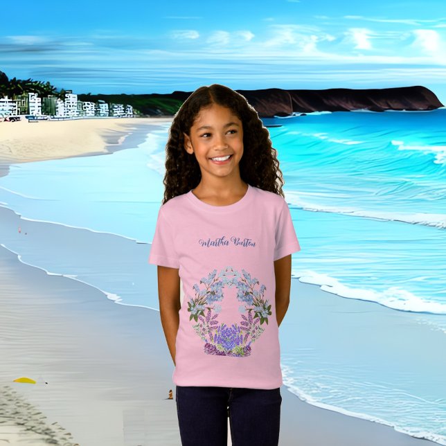 Camiseta Pastel azul suave Hydrangeas Púrpura Lilac Cumplea (Soft Blue Pastel Hydrangeas Purple Lilac Birthday T-Shirt)