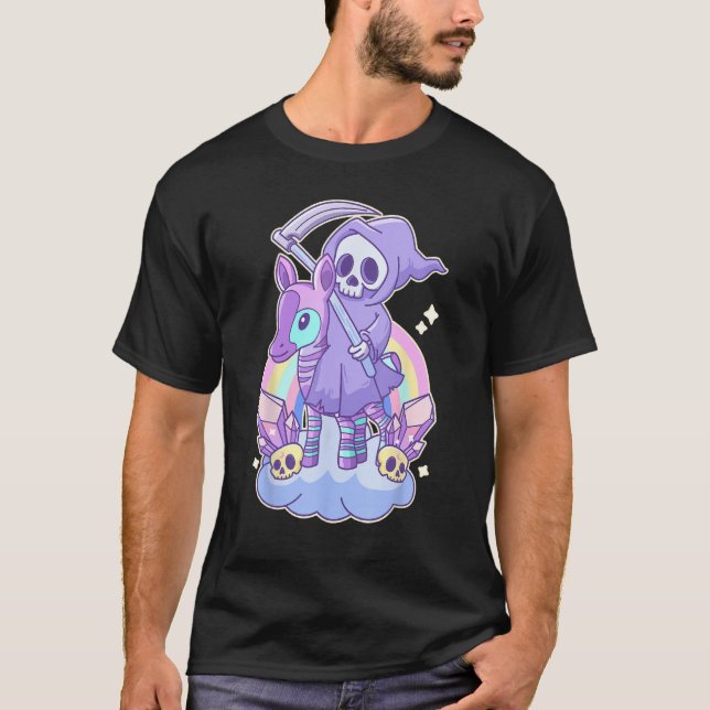Camiseta Pastel Goth Grim Reaper On Okapi (Anverso)
