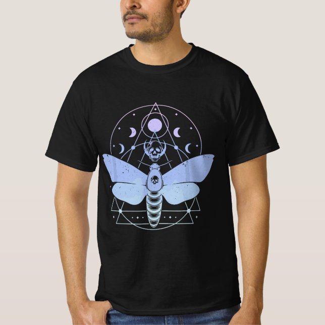 Camiseta Pastel Goth Moth Moon Wiccan Crescent Skull  (Anverso)