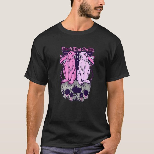 Camiseta Pastel Gótico Cementerio De Conejo De Conejo Asomb (Anverso)