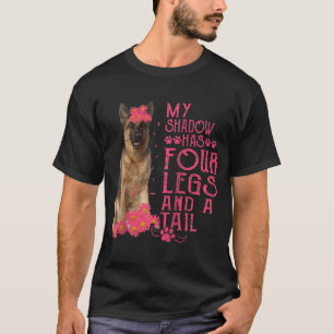 Camiseta Pastor Alemán Mi Sombra Tiene Cuatro Piernas Y Una