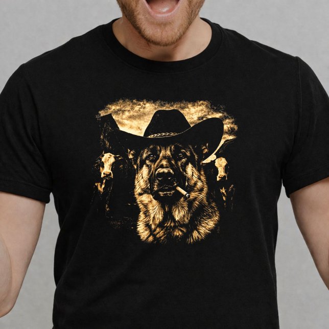 Camiseta Pastor Alemán Vaquero Fumando Occidental (Subido por el creador)