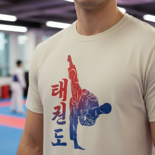 Camiseta Patada alta de Taekwondo con colores de la bandera