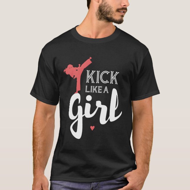 Camiseta Patear Como Un Deporte De Lucha De Karate (Anverso)