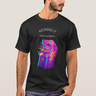 Camiseta Patear el viejo juego retro escolar 6