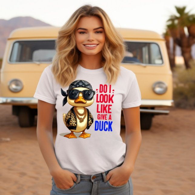 Camiseta Pato de perro donando sombras y bandana (Subido por el creador)