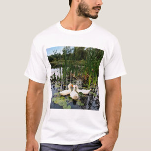 Camiseta Patos blancos, almohadillas de lirios, colas, oril