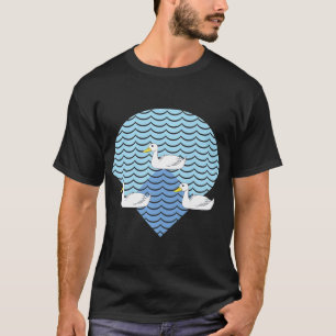 Camiseta Patos de béisbol en los lanzadores de estantería