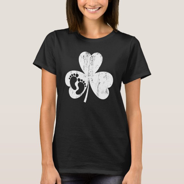 Camiseta Patrick Labor And Delivery Nurse St. Patrick's Day (Anverso)