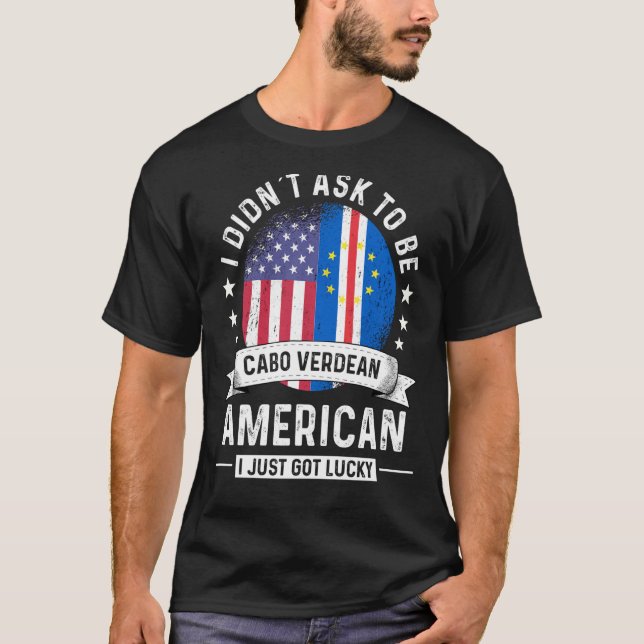 Camiseta Patriota norteamericano de Cabo Verde Grown Humor  (Anverso)