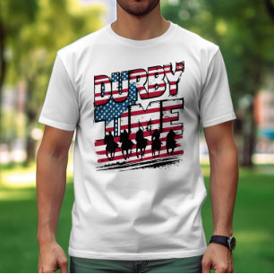 Camiseta Patriotas ecuestres desfilan ante la bandera estad