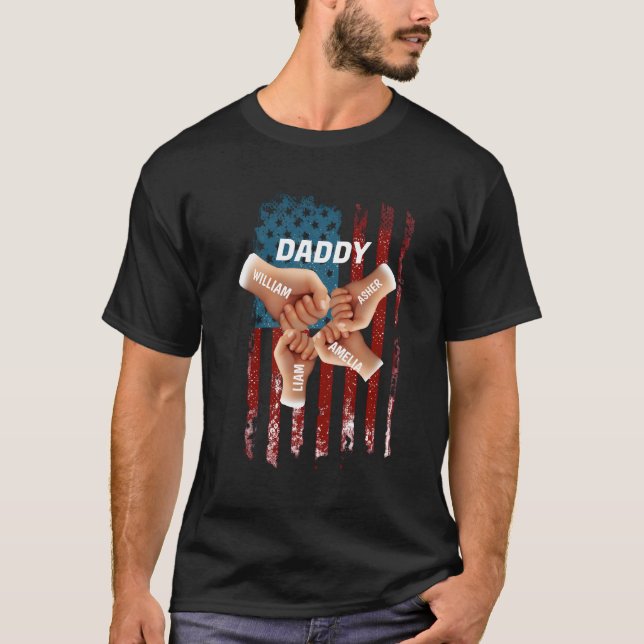 Camiseta Patriotic "Dad Squad" Fist-Bump Shirt (Anverso)