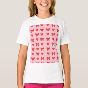 Camiseta Patrón de Corazones y Lazos Rosados Dulces