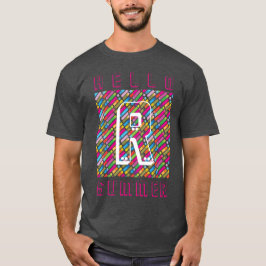 Camiseta Patrón de líneas diagonales en arco iris monograma