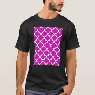 Camiseta Patrón De Quatrefoil En Esbozo Blanco Sobre Rosa O