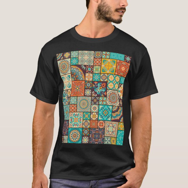 Camiseta Patrón islámico sin foco, de tejas árabes. (Anverso)