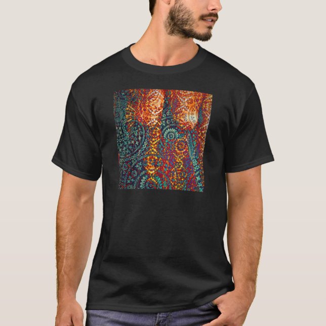 Camiseta Patrón Paisley coloreado (Anverso)