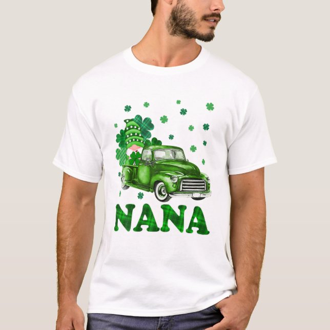 Camiseta Patrones Día Gnome Nana Plaid (Anverso)