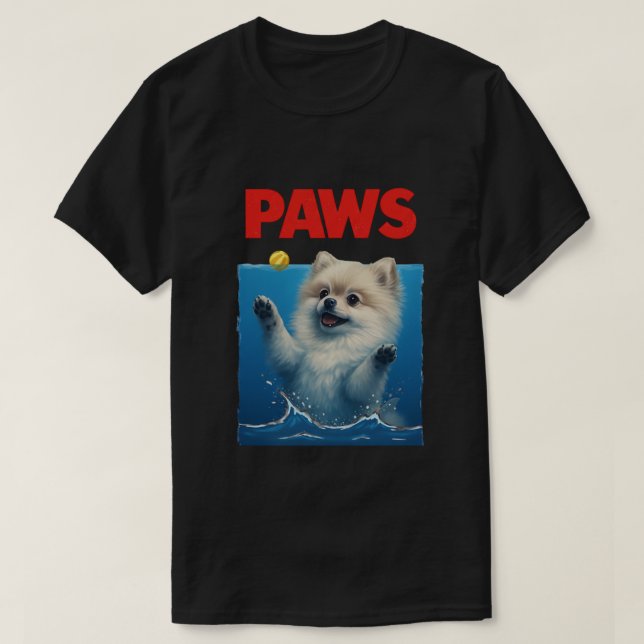 Camiseta Paws Parody Black dog Chasing a Cute Scared Mouse  (Diseño del anverso)
