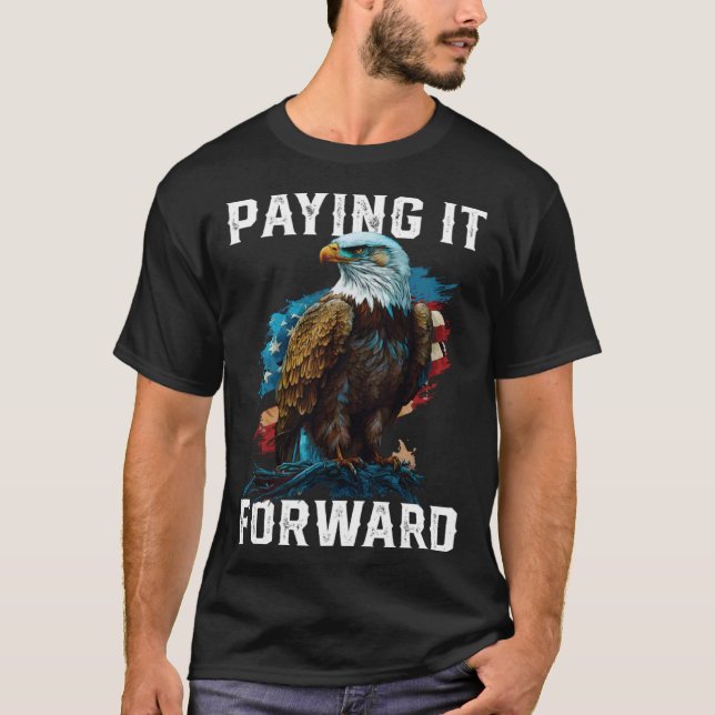 Camiseta Paying It Forward American Bald Eagle America 4th  (Anverso)