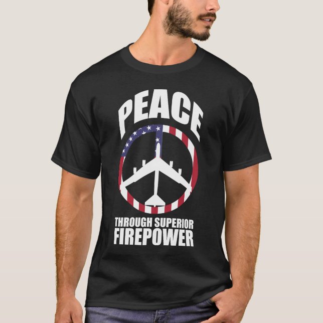 Camiseta Paz con potencia de fuego superior (Anverso)