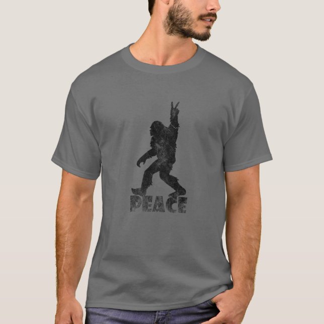 Camiseta Paz De Pie Grande Para Sasquatch Y Los Seguidores  (Anverso)