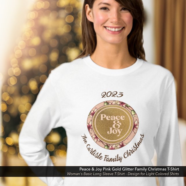 Camiseta Paz y alegría Navidades de nombre de familia de or (Peace & Joy, Pink and Gold Glitter Family Christmas T-Shirt with Name and Year.)