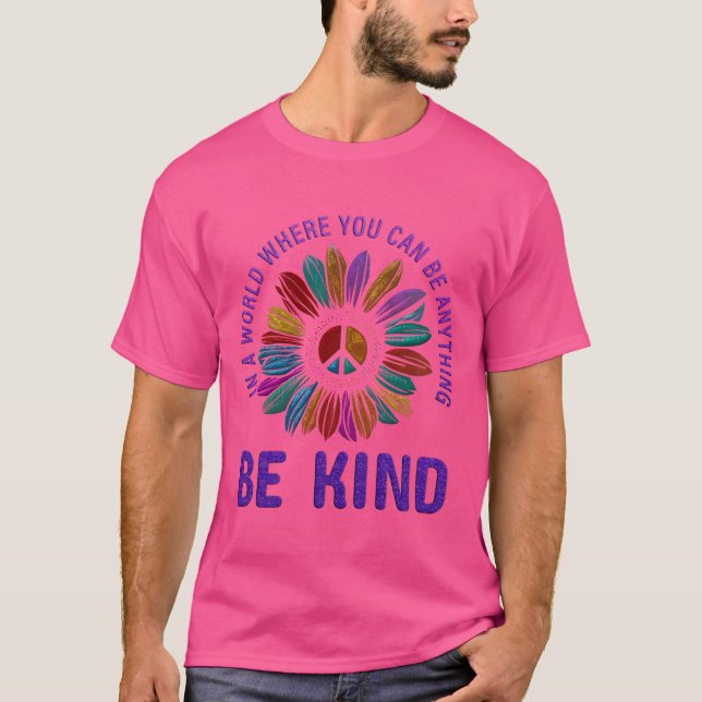 Camiseta Peace and Love Hippie Boho Be Kind  (Anverso)