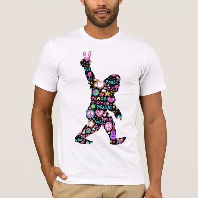 Camiseta Peace Love Bigfoot Hippie Funny Bigfoot Lover (Anverso)