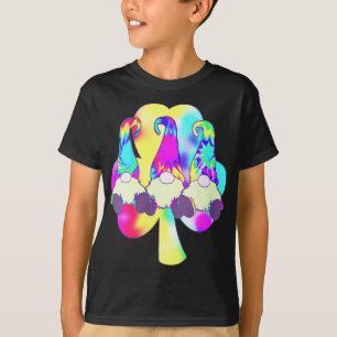 Camiseta Peace Love Gnome Rainbow Clover Hippie Gnome Decor